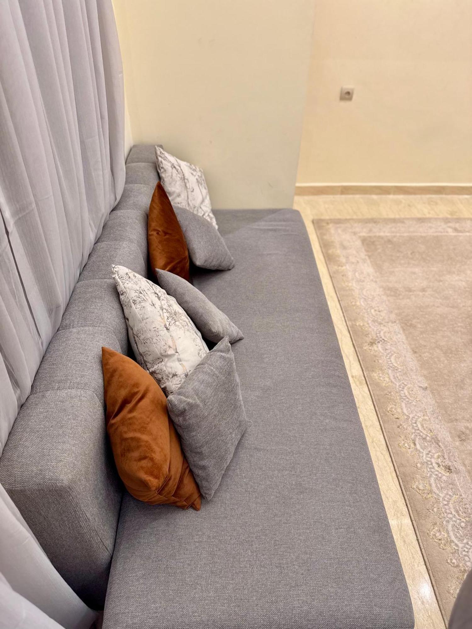 Apartment The Cosy Duplex With Gym Access & Near Mall, Palooza