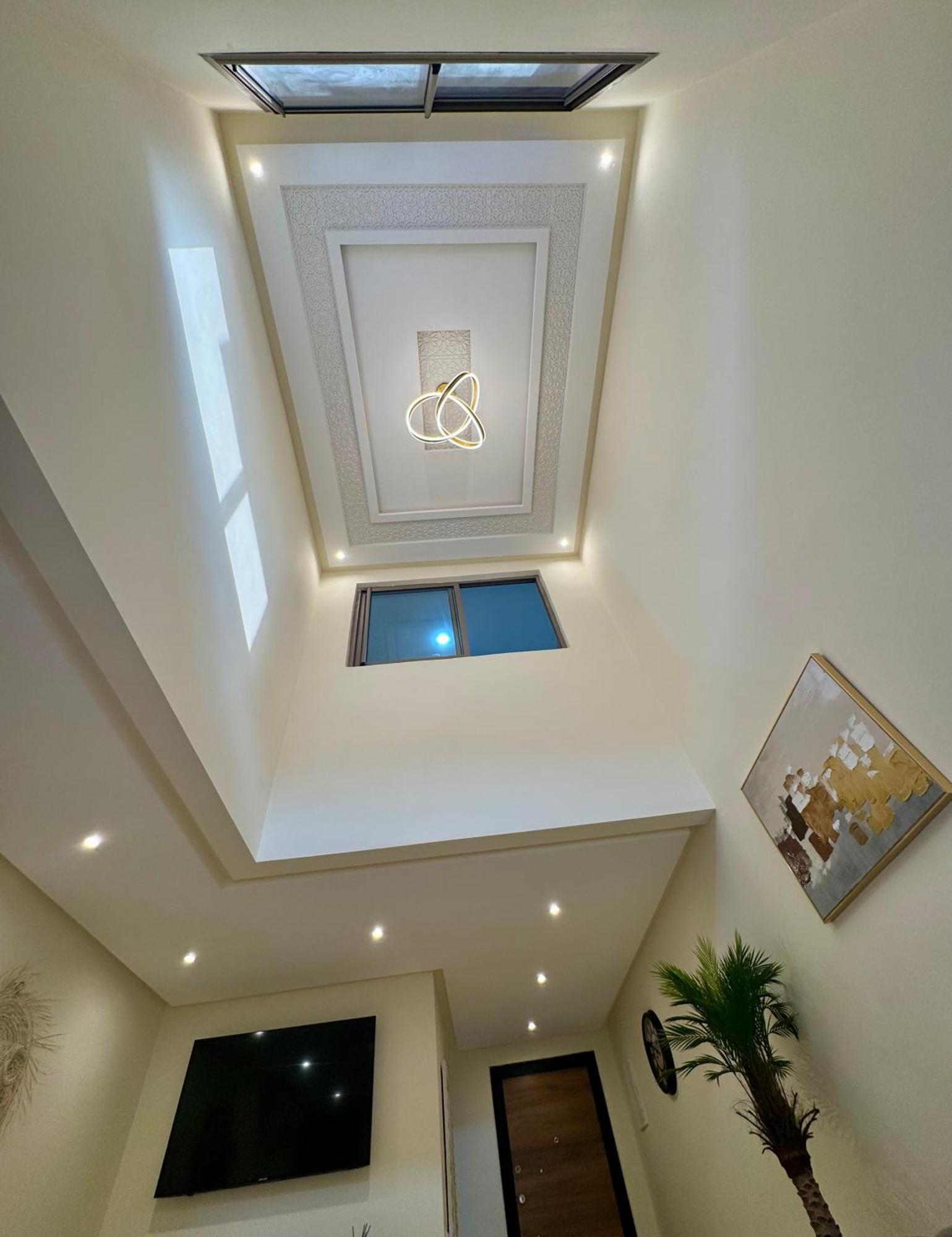 The Cosy Duplex With Gym Access & Near Mall, Palooza Apartment Marrakesh